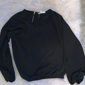 Black loose fit long sleeve blouse cinched